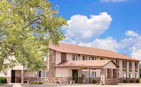 Super 8 By Wyndham Chariton